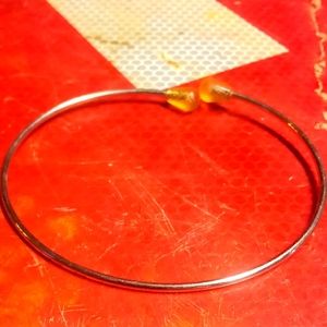 Women's hoop bracelet